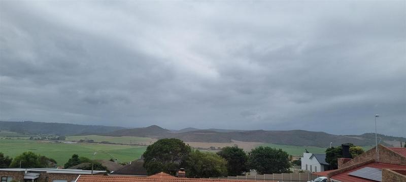 3 Bedroom Property for Sale in Fraaiuitsig Western Cape